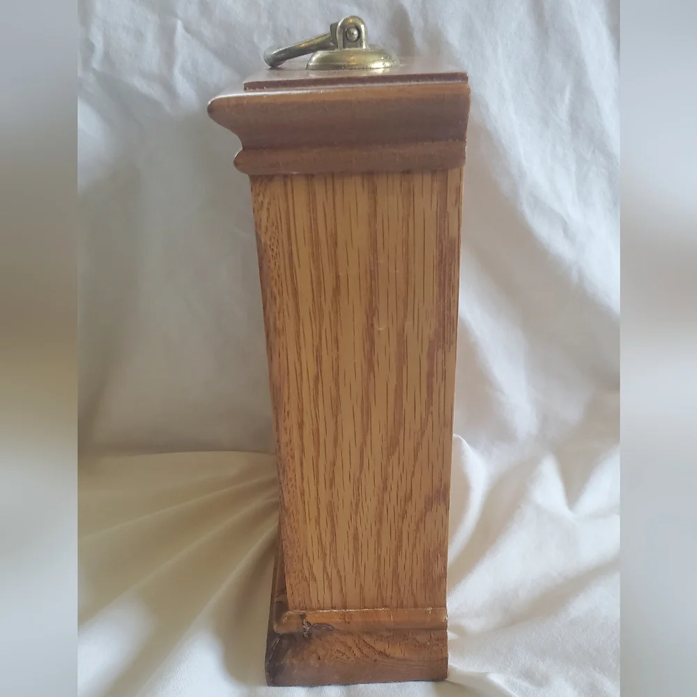 Lone Oak Vtg Classic Brown Wooden Oak Mantel Desk Shelf Clock Quartz Movement